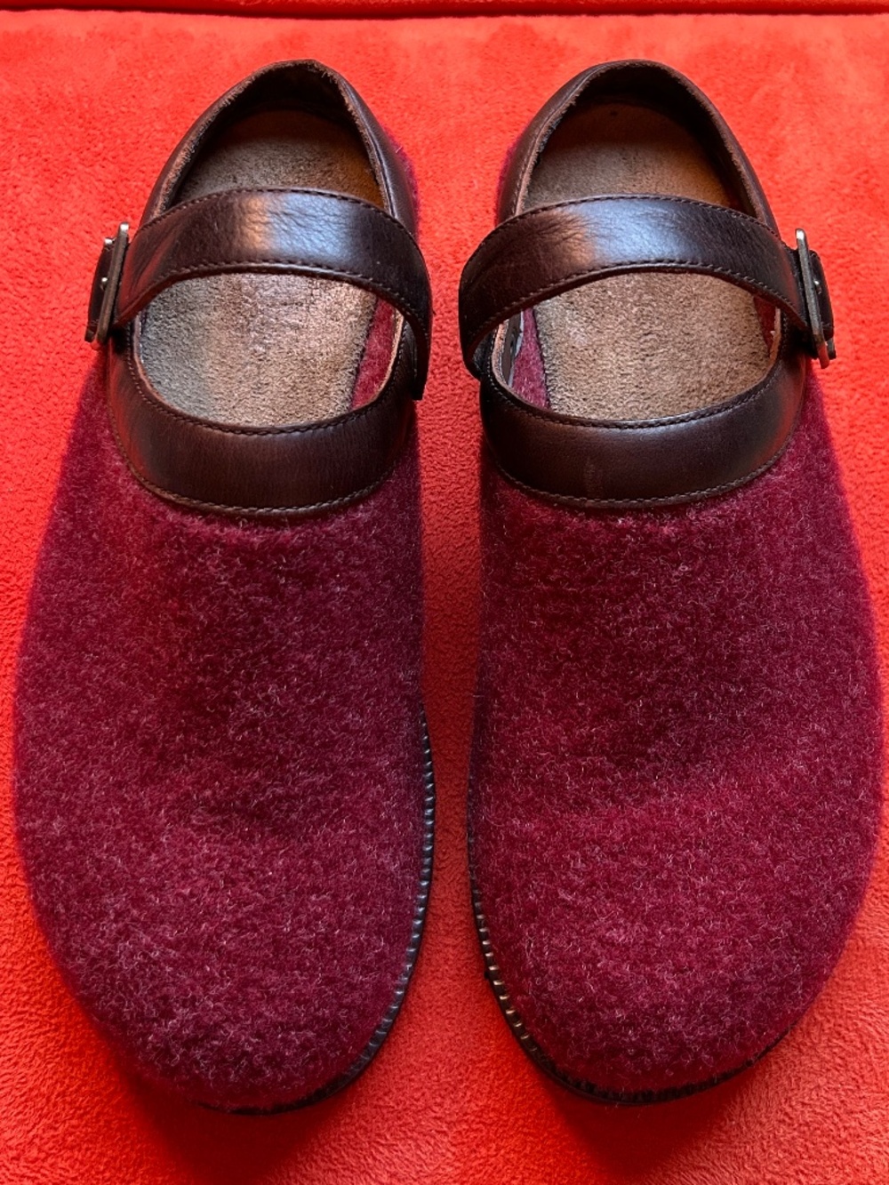 G.H. BASS & Co Women’s Casual MULES/Clogs 7M Burgundy Felt, Style Q825 VINTAGE